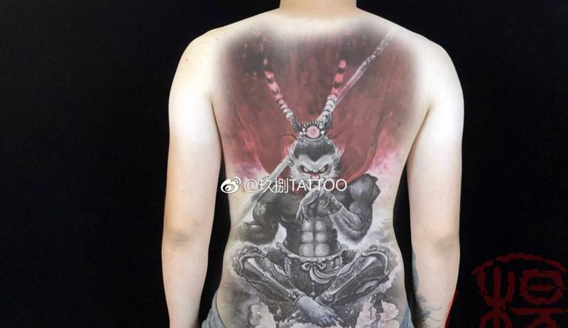 满背效果预览〔喜欢可约〕纹身图片