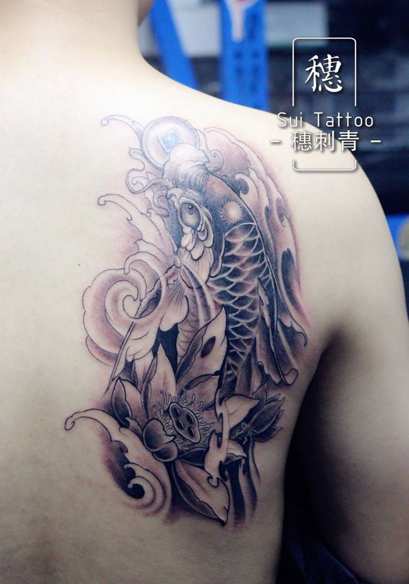 一只小鱼纹身图片