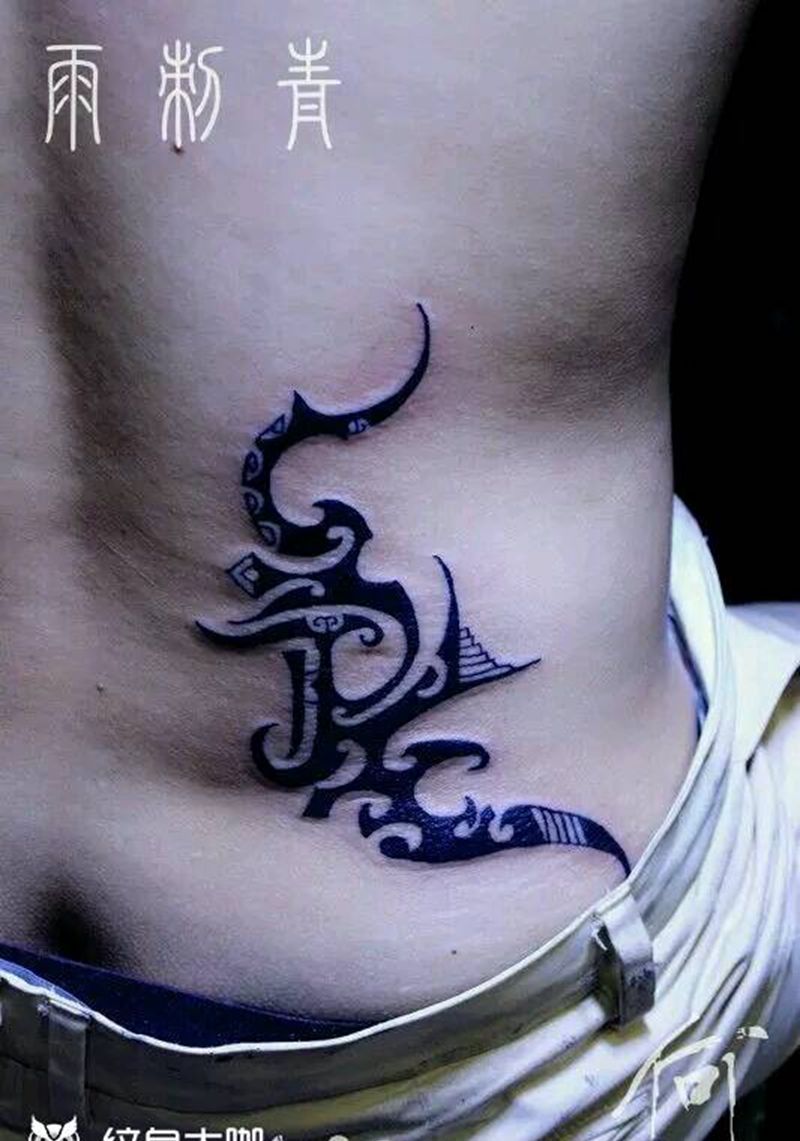 今期小作一览纹身图片_肩部腰部手臂清新几何字符原创成品纹身图案