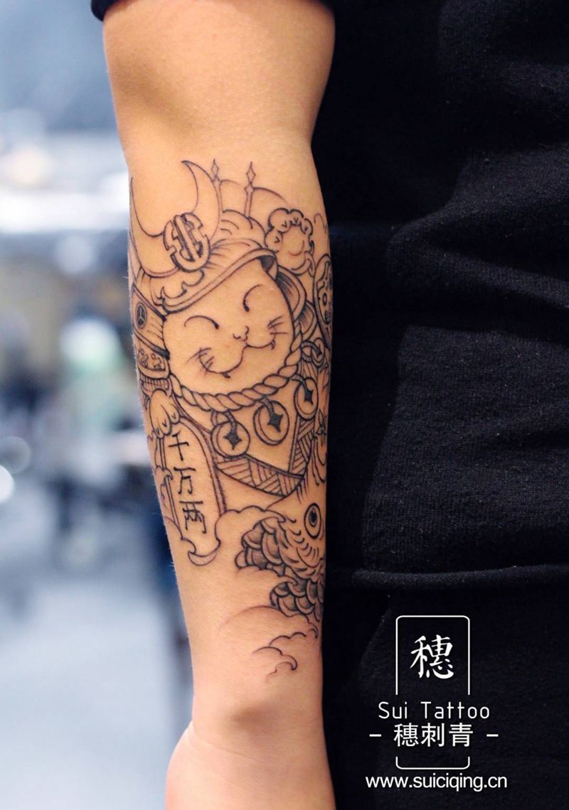 招财猫纹身图片
