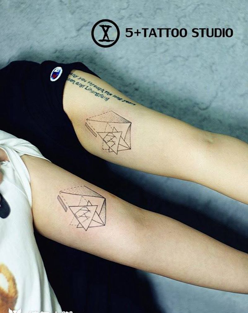 神秘几何纹身图片