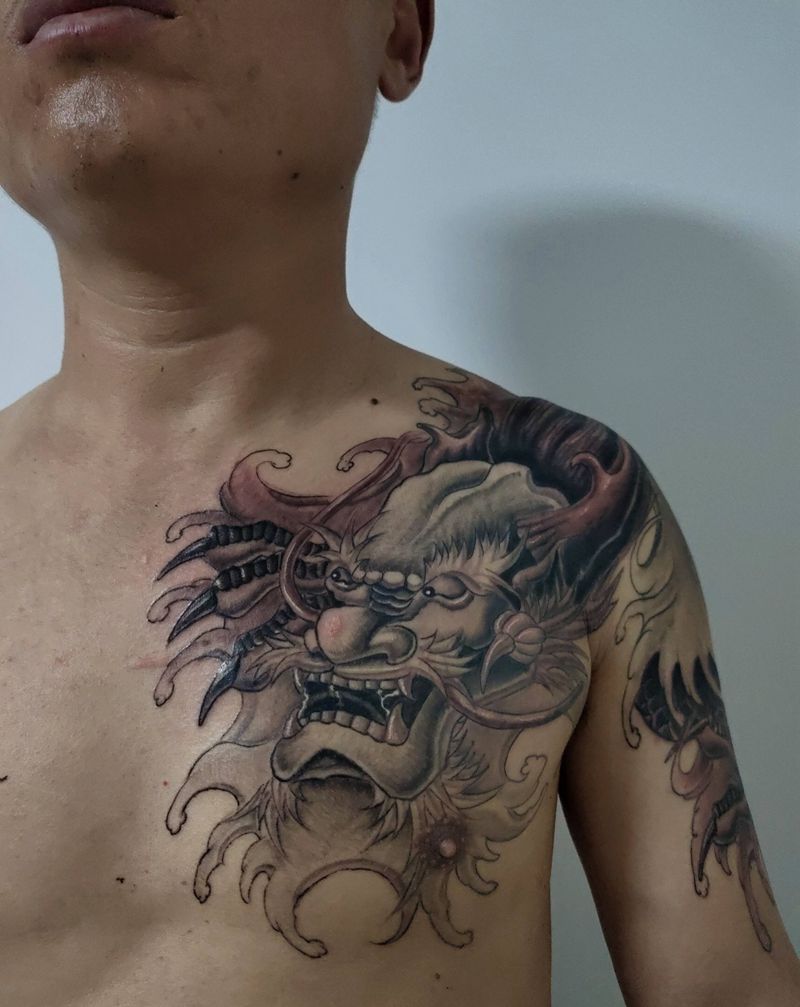 龍纹身图片_胸部新传统纹身图案