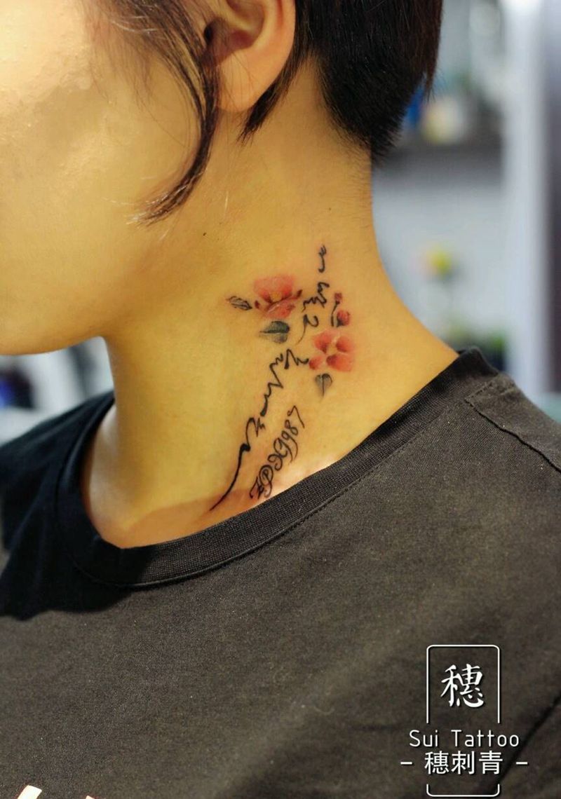 花脖子纹身图片