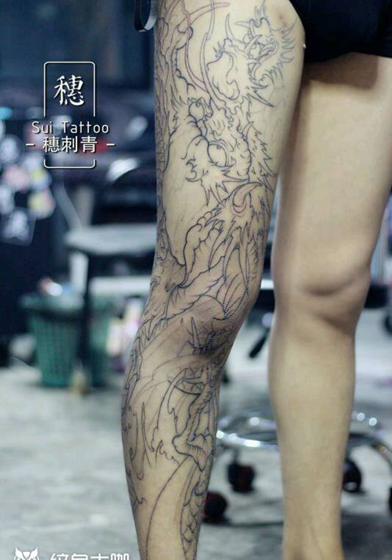 社会我龙腿纹身图片