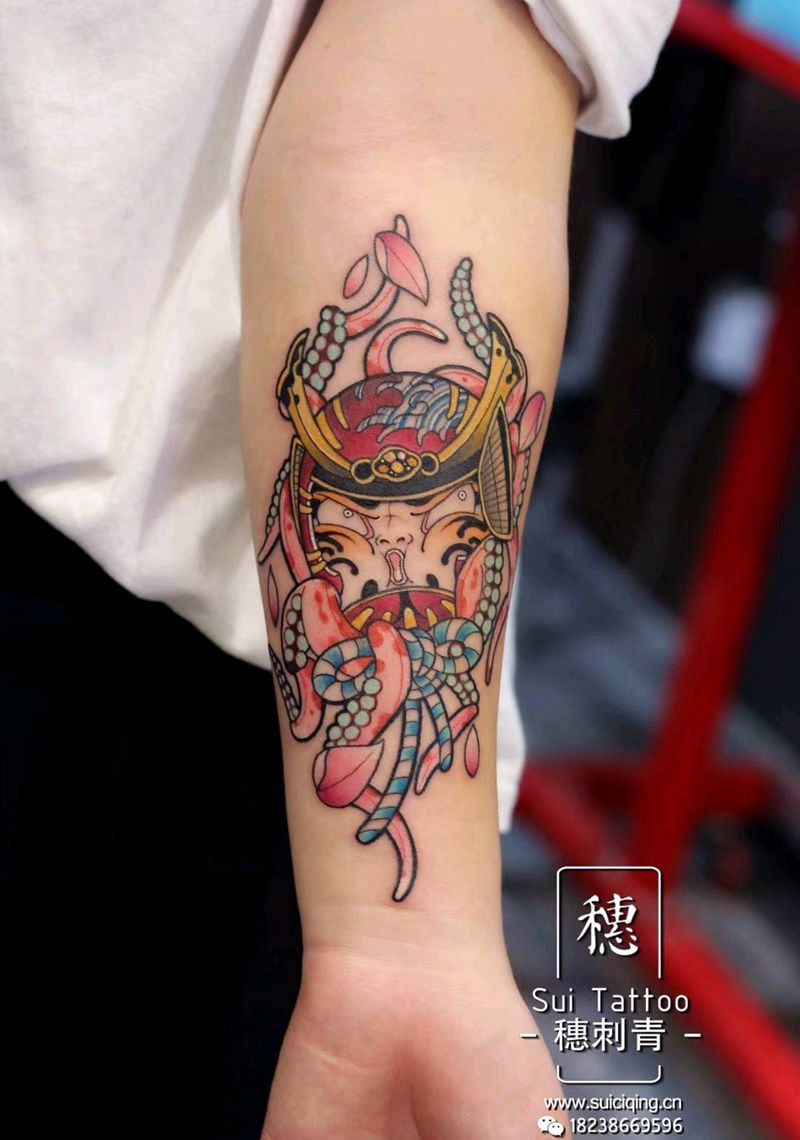 达摩蛋纹身图片_手臂New School达摩蛋纹身图案