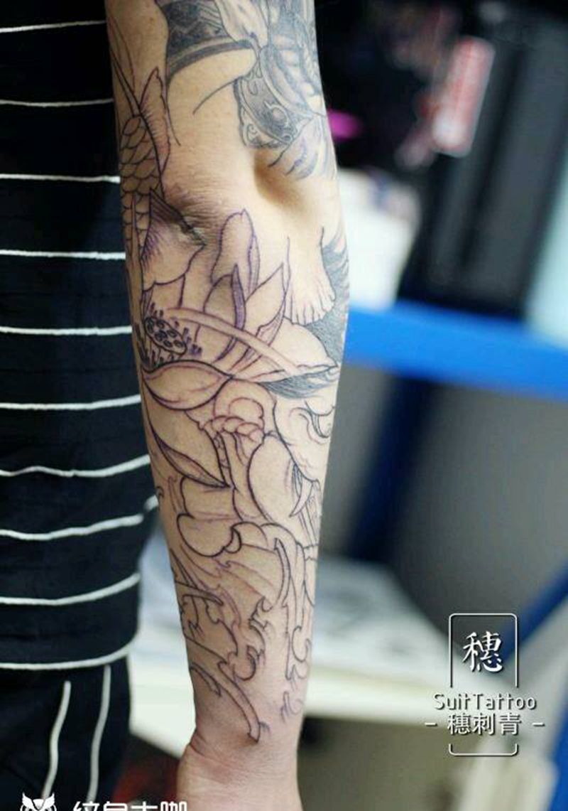 包小臂纹身图片