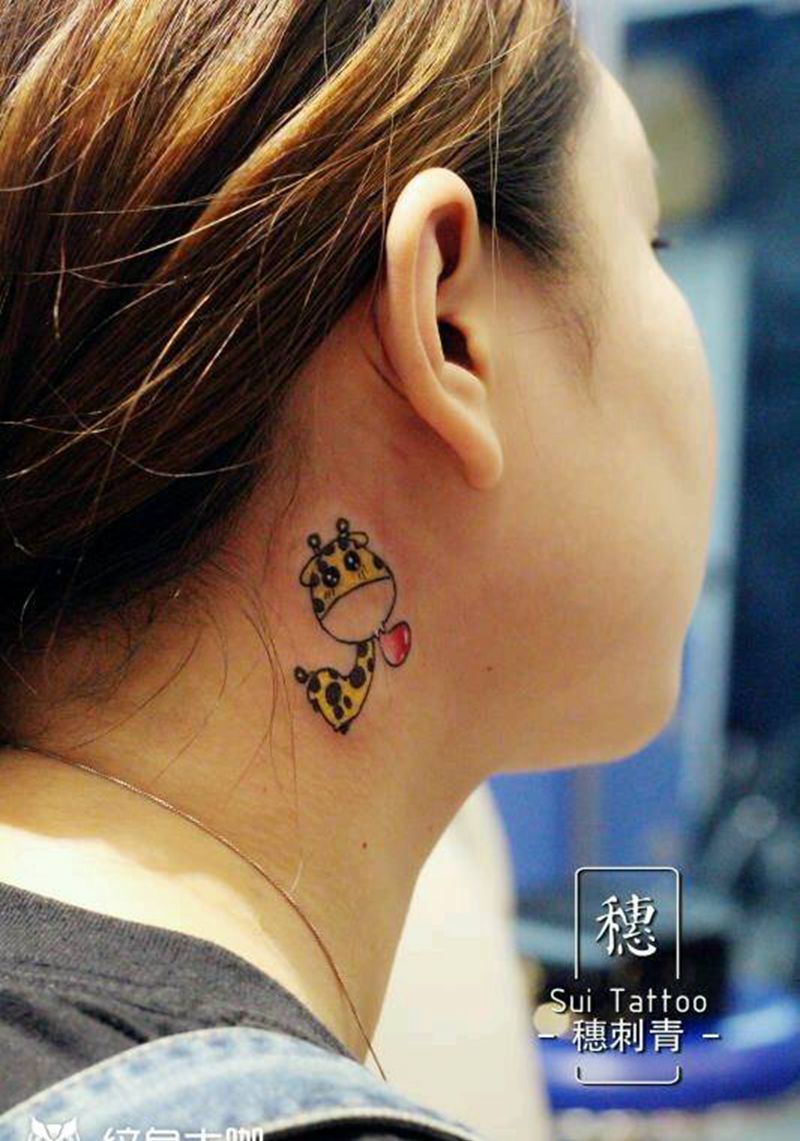 长颈鹿纹身图片
