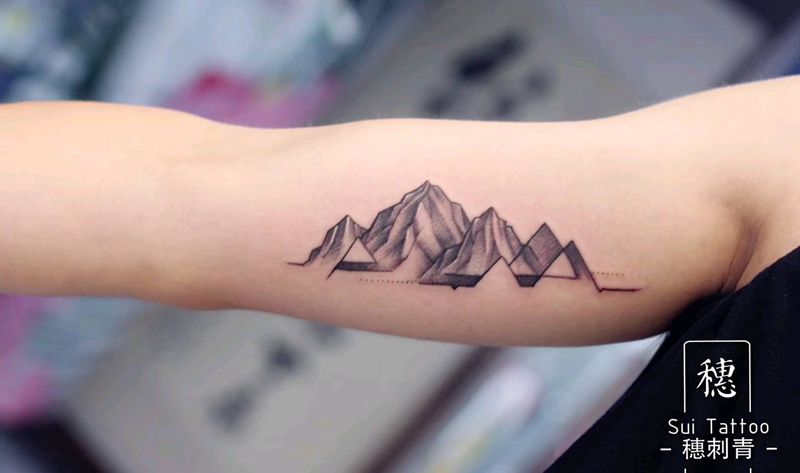 山盟海誓纹身图片_手臂情侣纹身图案