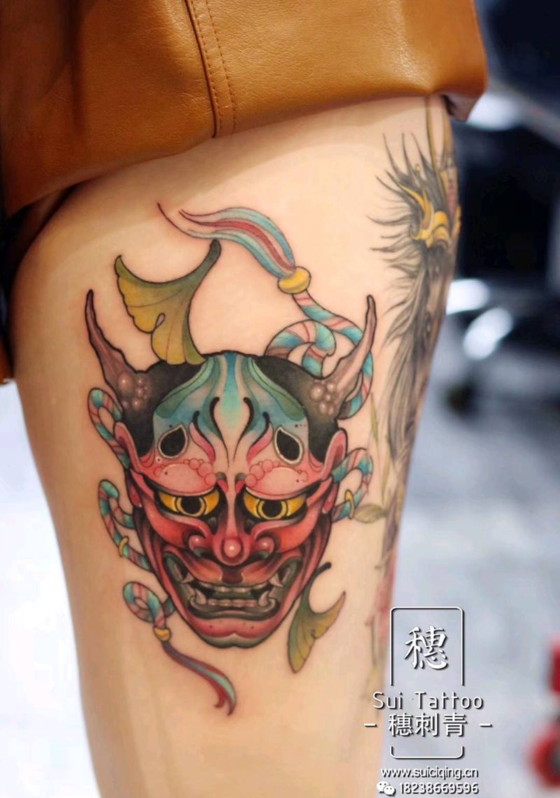 般若纹身图片_腿部New School纹身图案