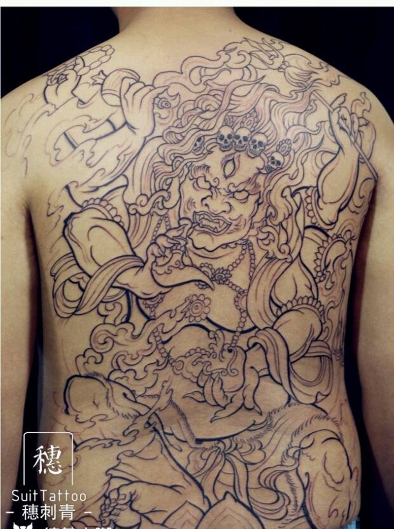 都是线完纹身图片