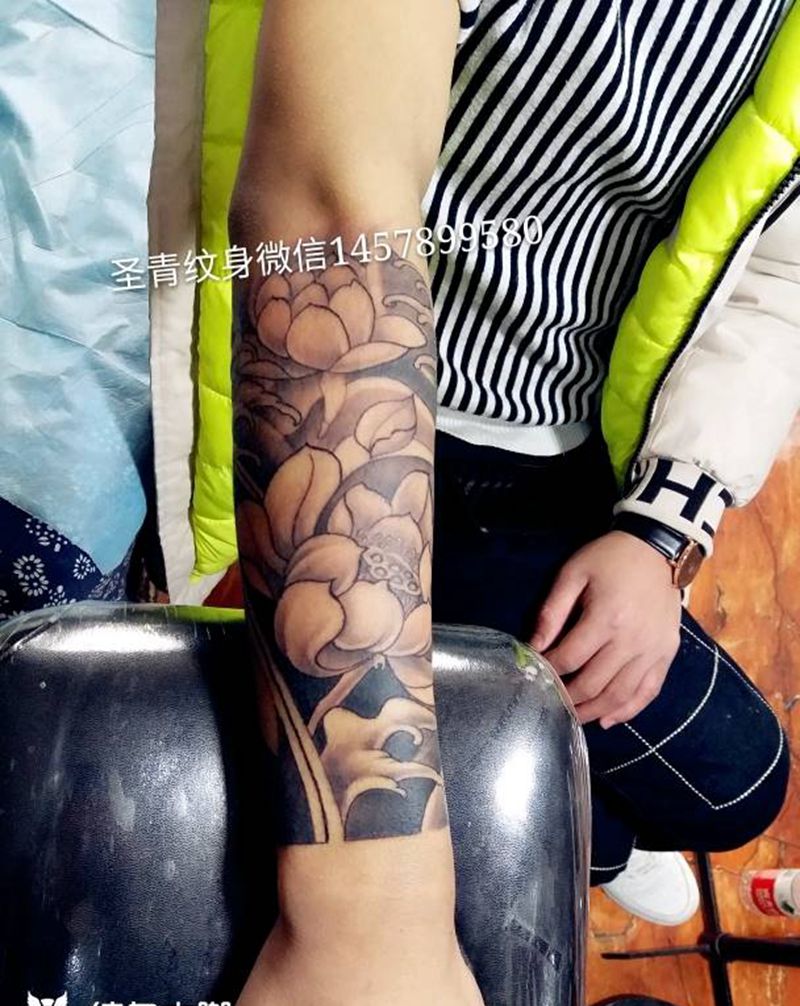 浪花完成喜欢的我纹身图片