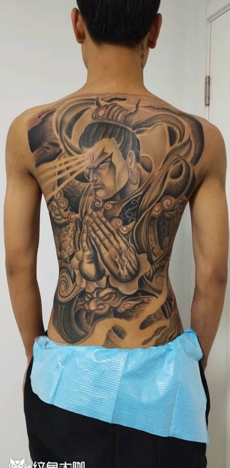 三眼神将纹身图片_背部纹身图案