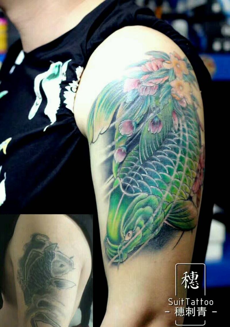 遮的一手好盖纹身图片