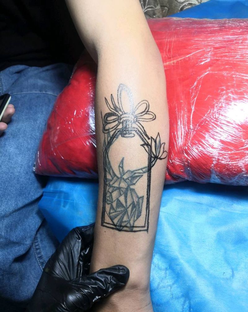 遮盖增生旧纹身纹身图片_手臂New School福牌达摩蛋纹身图案