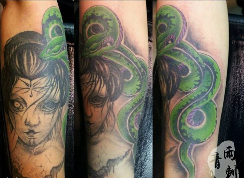 重口位艺妓纹身图片