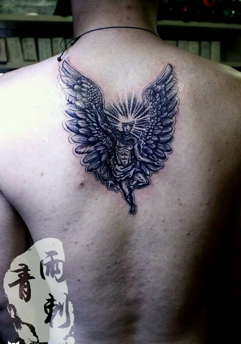 天使纹身图片_背部肖像写实人物宗教成品纹身图案