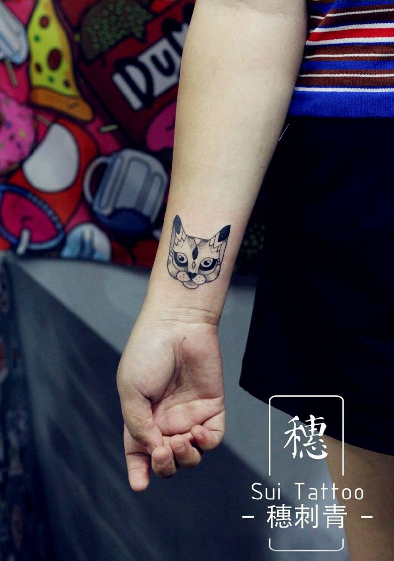 坏猫咪纹身图片