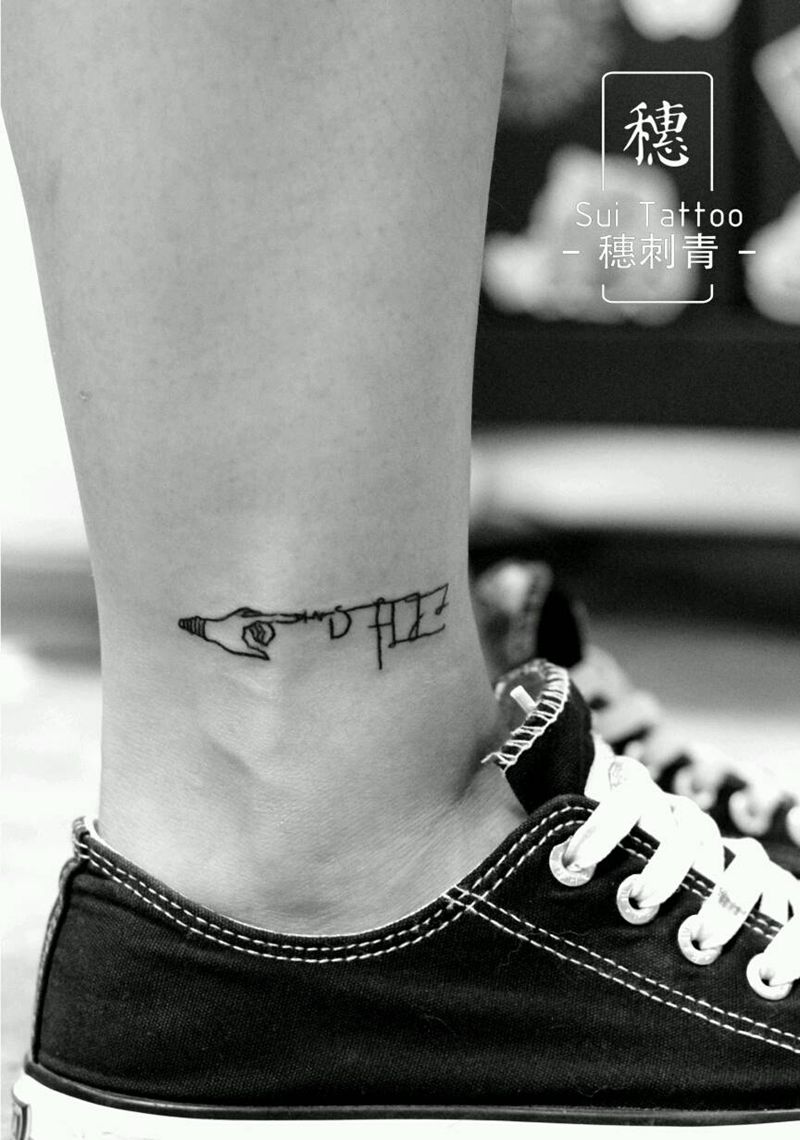 小手儿纹身图片