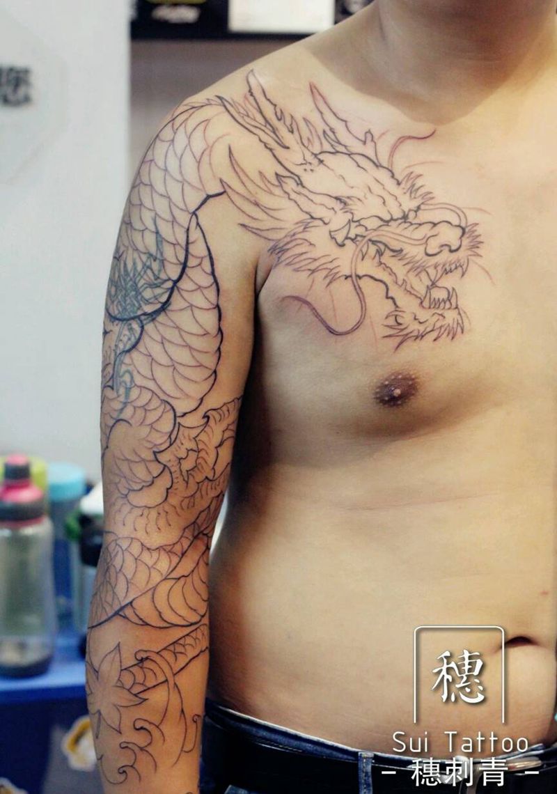 手绘大龙纹身图片