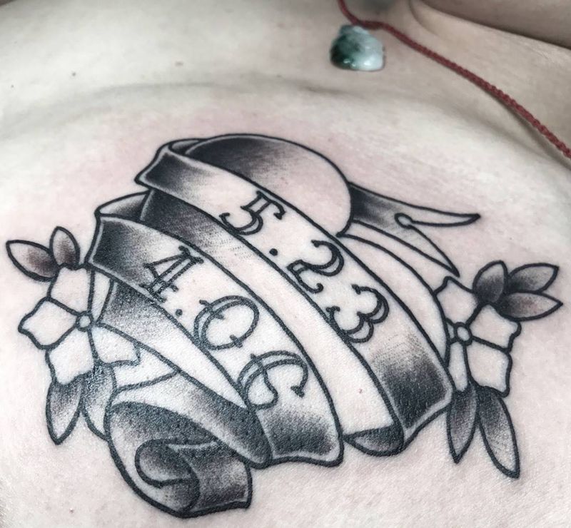 old school纹身图片_成品胸部欧美原创纹身图案