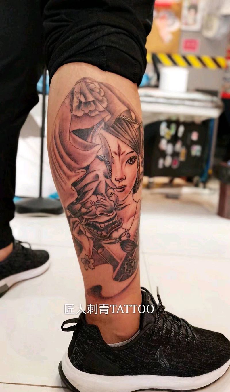 匠人纹身图片_腿部纹身图案