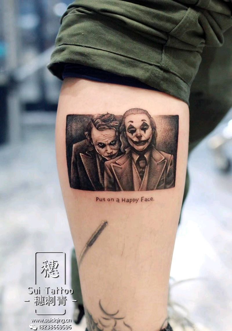 小丑纹身图片_腿部欧美写实纹身图案