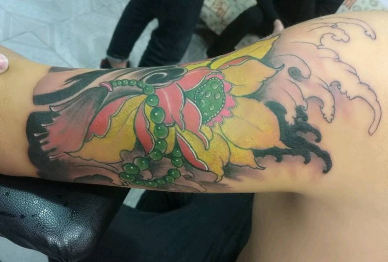 莲花纹身图片