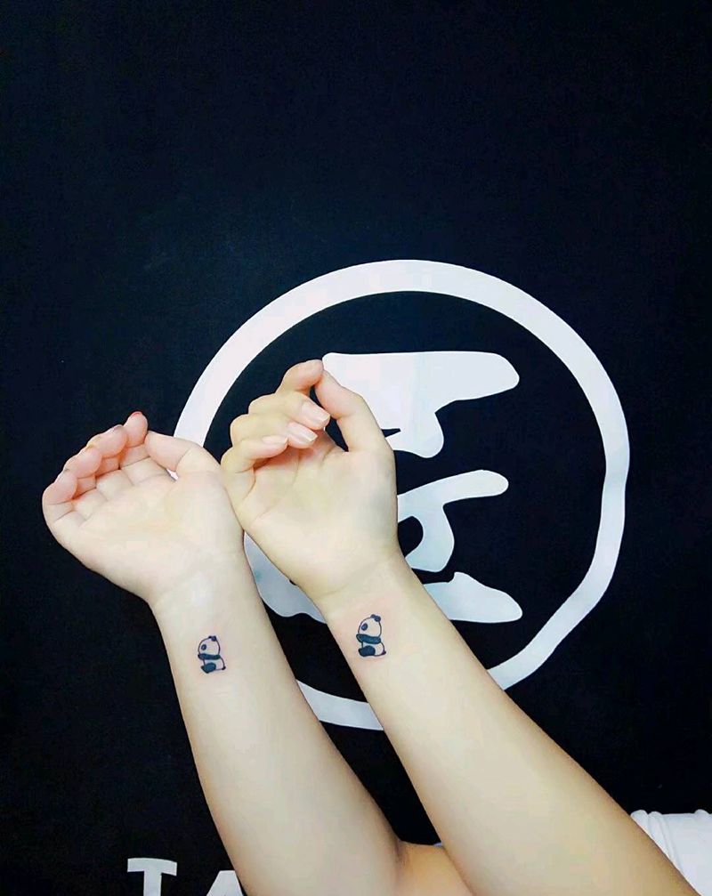 匠人刺青纹身图片_手臂小熊猫纹身图案