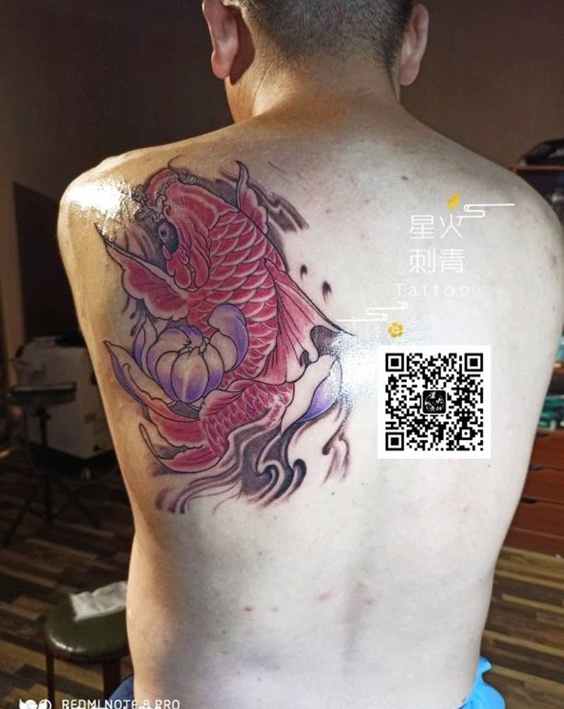 鲤鱼纹身图片_鱼纹身图案