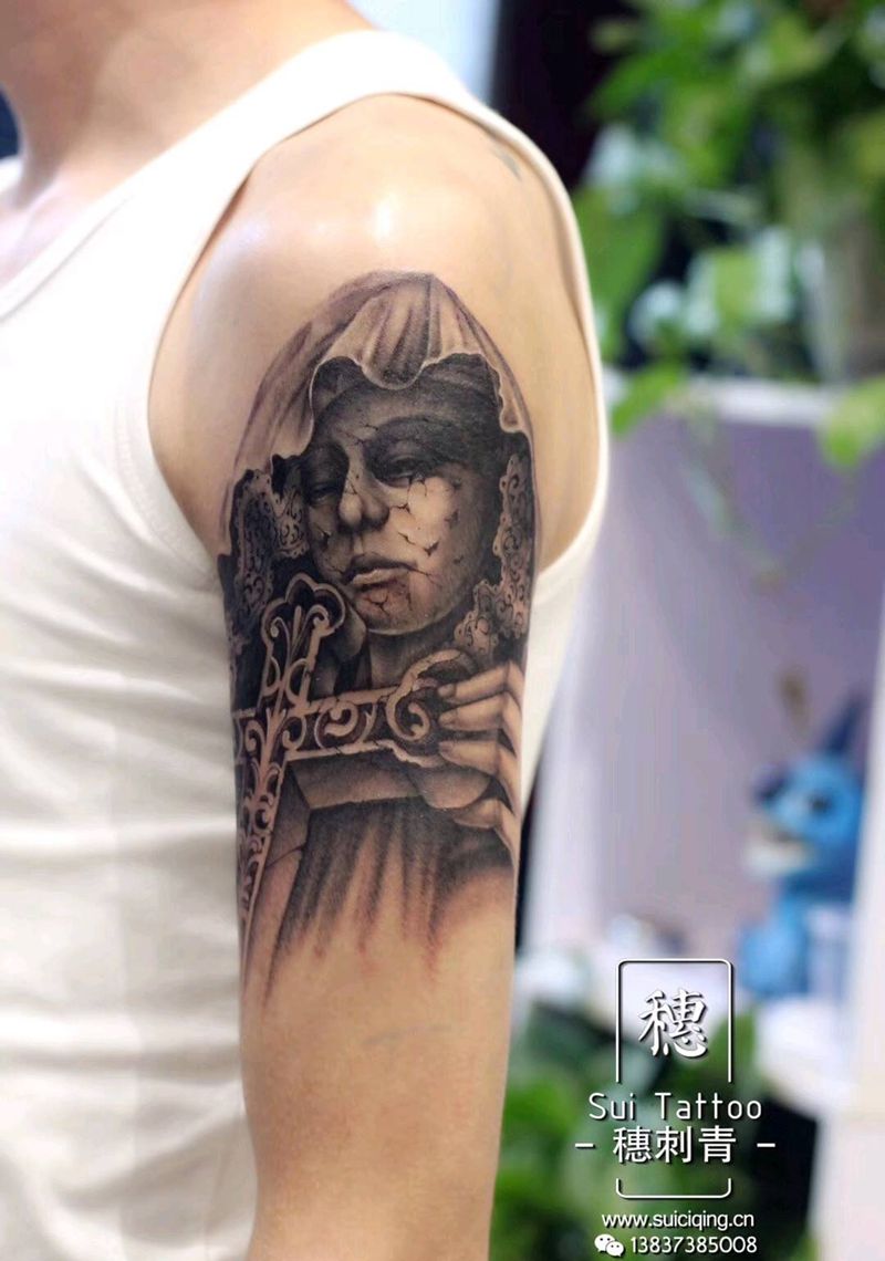 欧美写实纹身图片_手臂欧美写实纹身图案