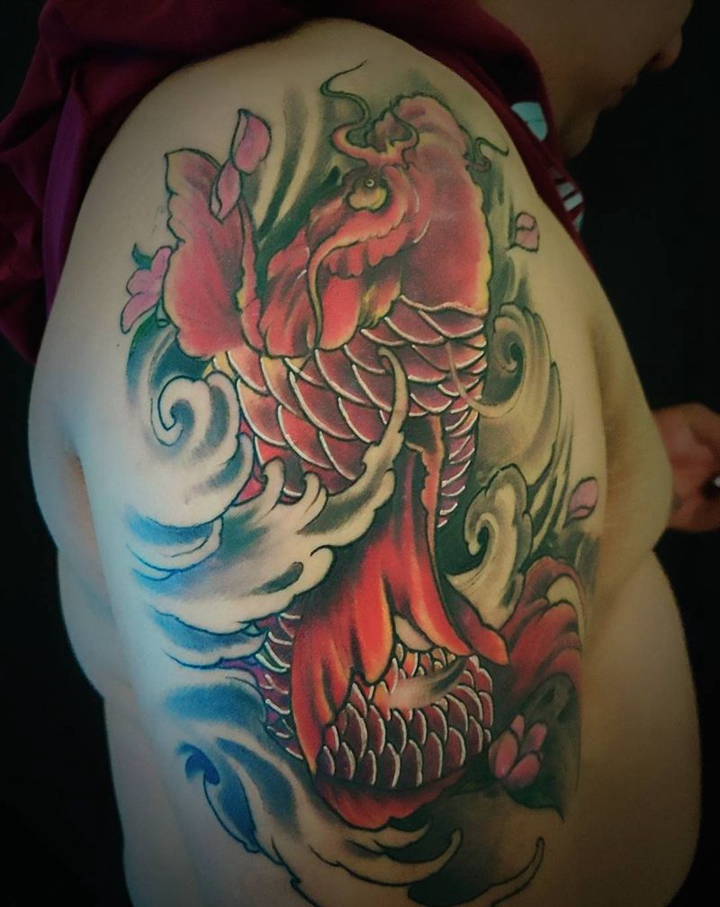 鲤鱼纹身图片_手臂新传统纹身图案