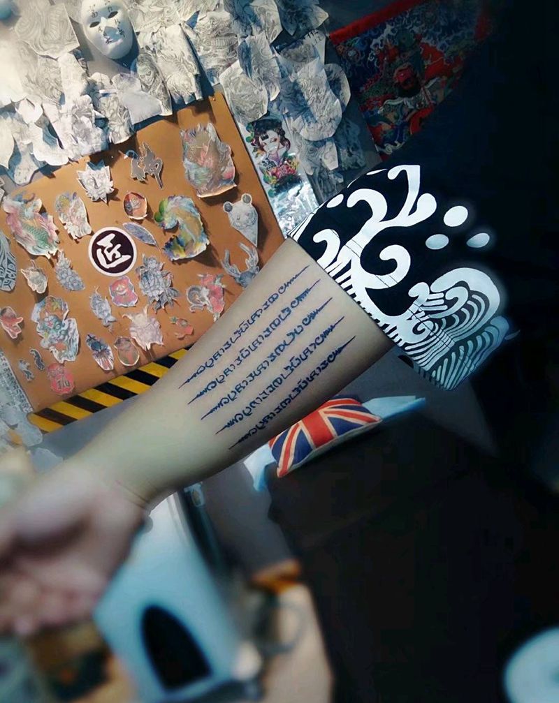 匠人刺青纹身图片_手部纹身图案