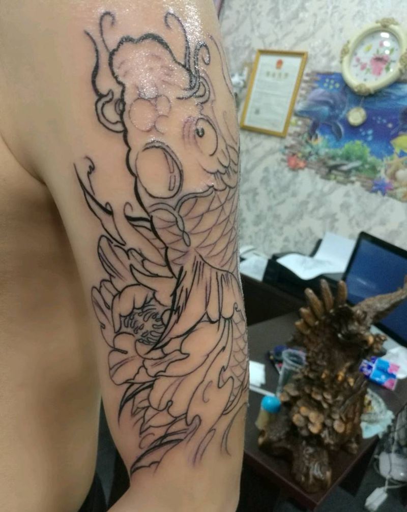 鱼，蛇，佛，蝴蝶，羽毛纹身图片