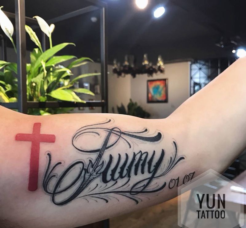 神爱世人纹身图片