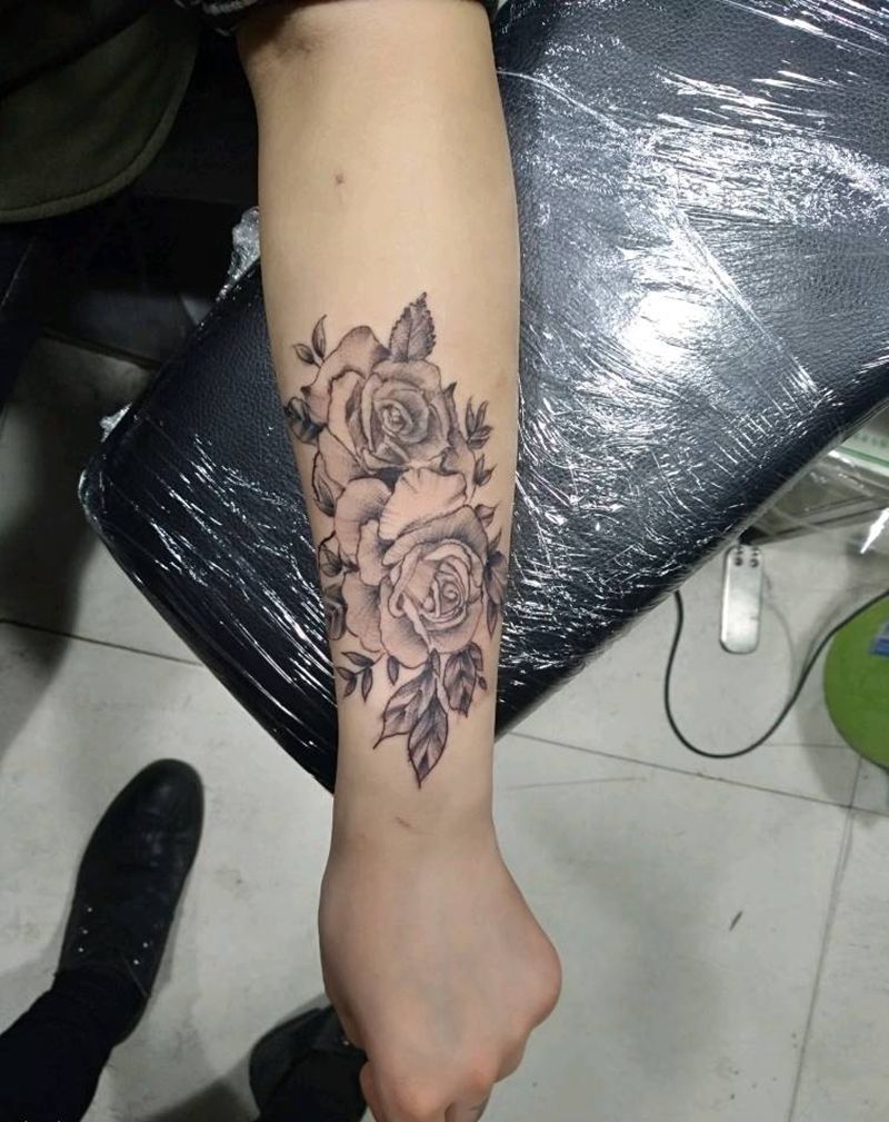 素花纹身图片_手臂纹身图案