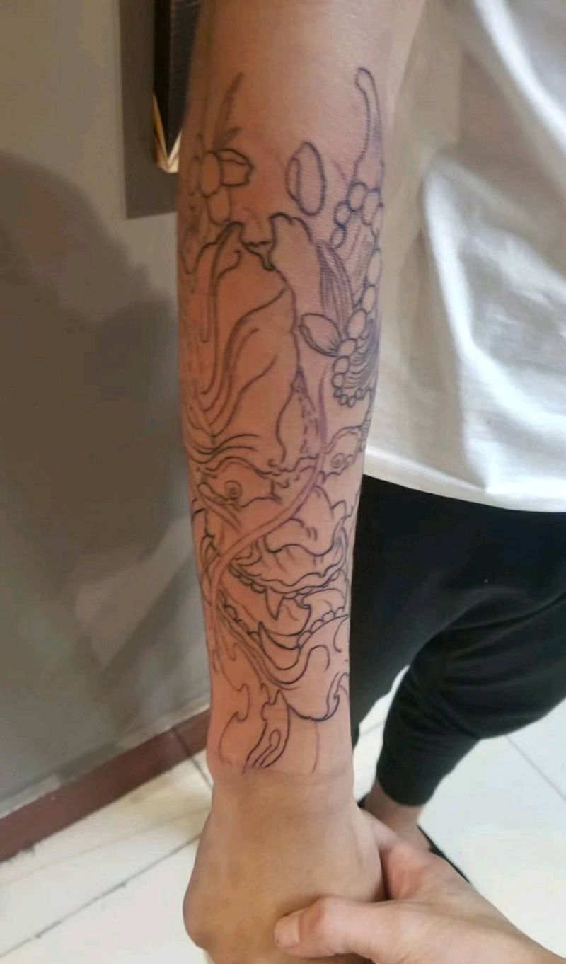 般若线条＋原创水浪纹身图片_手臂纹身图案