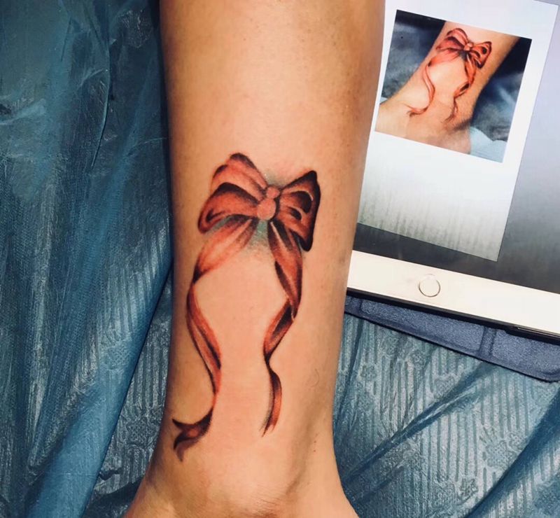 蝴蝶结纹身图片