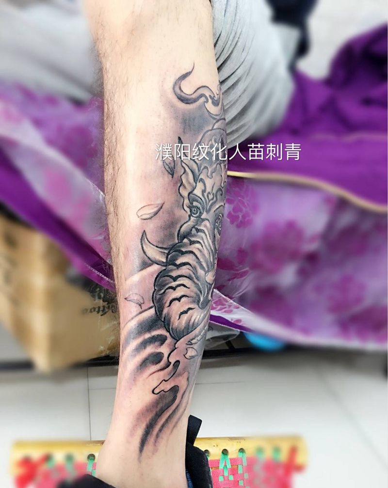 象神纹身图片