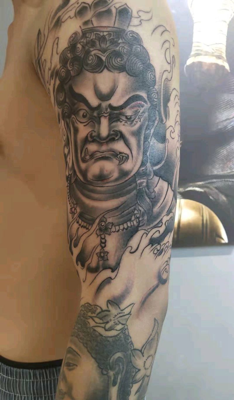 不动明王纹身图片_手臂纹身图案