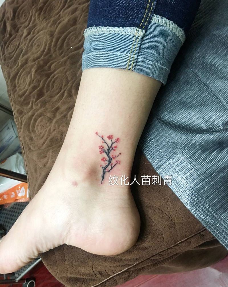 今日随笔—-梅纹身图片