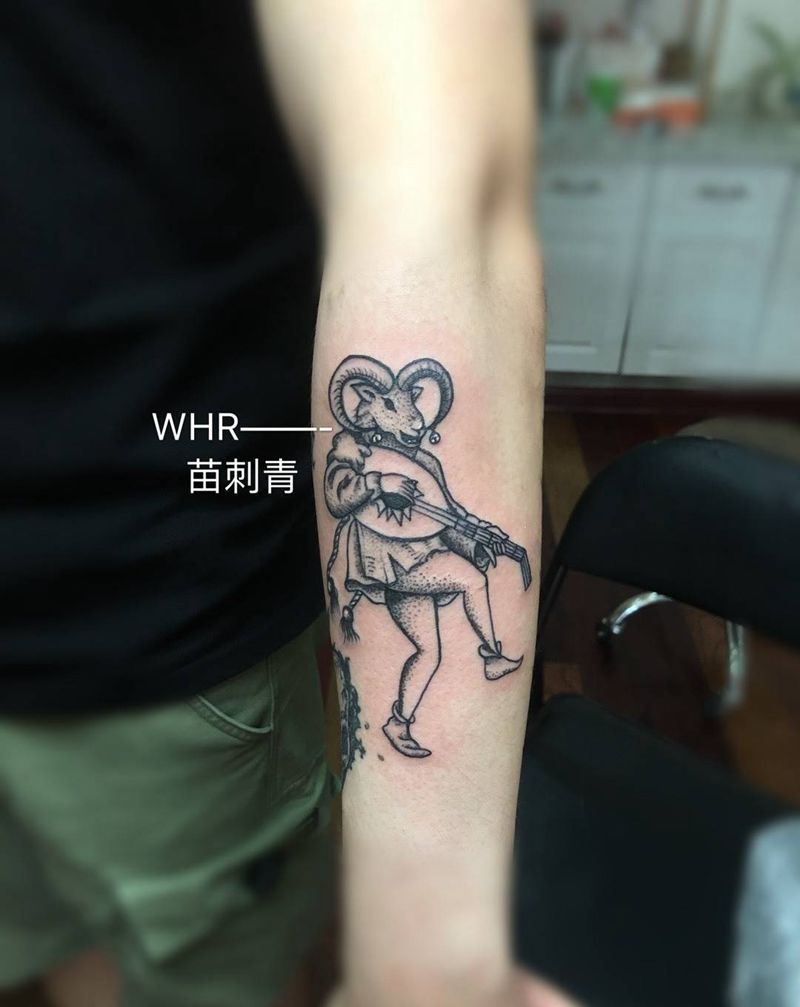 撒旦羊角小恶魔纹身图片