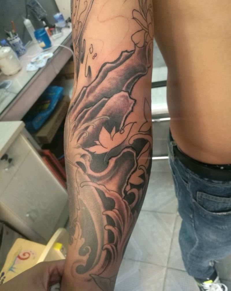 花臂未完，还的一次顾客还是有事纹身图片