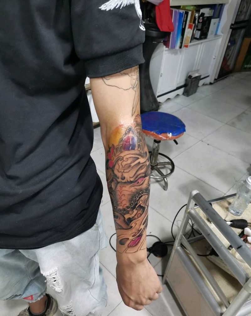 象神纹身图片_手臂新传统纹身图案