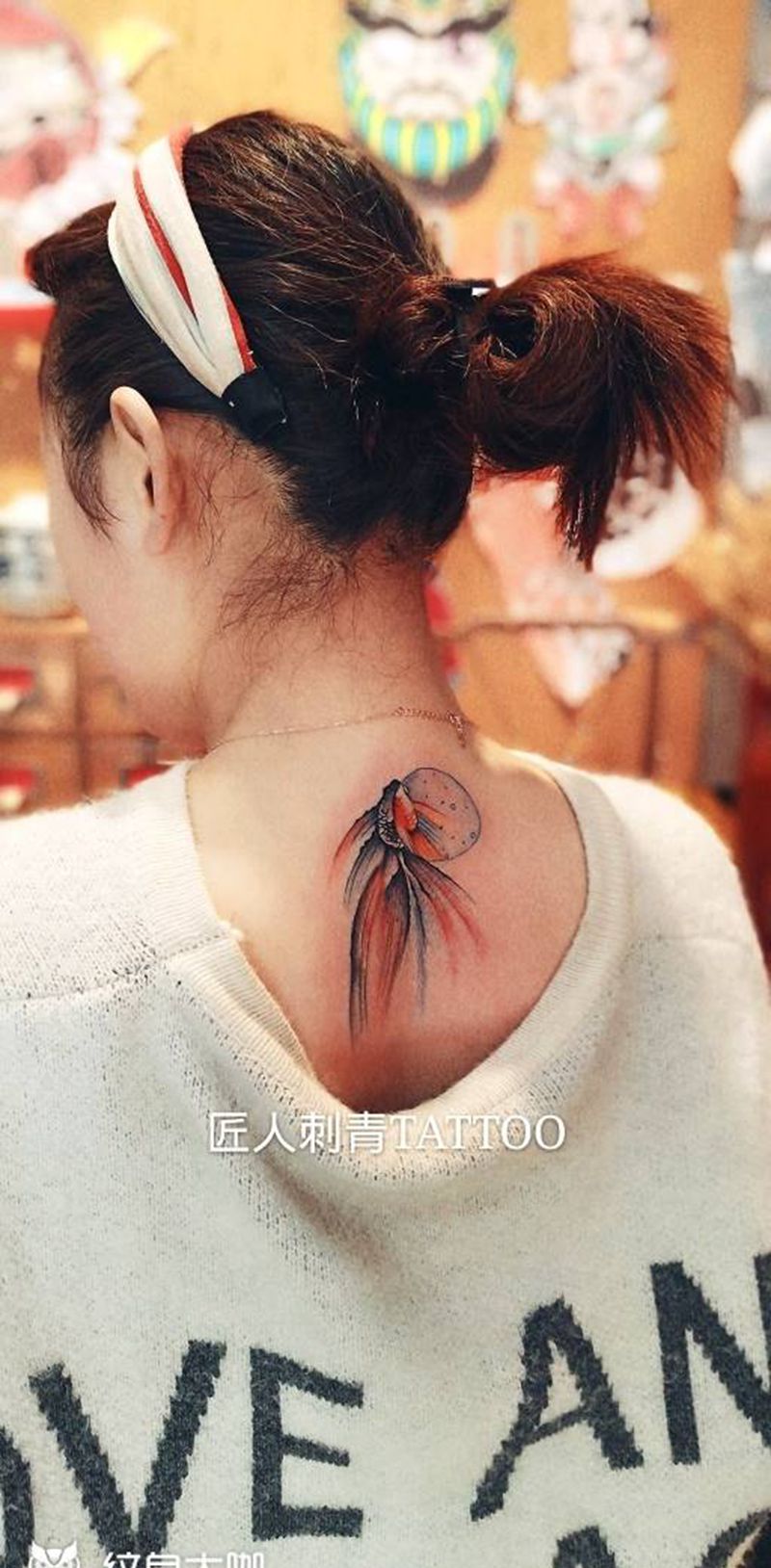 匠人刺青纹身图片_颈部纹身图案