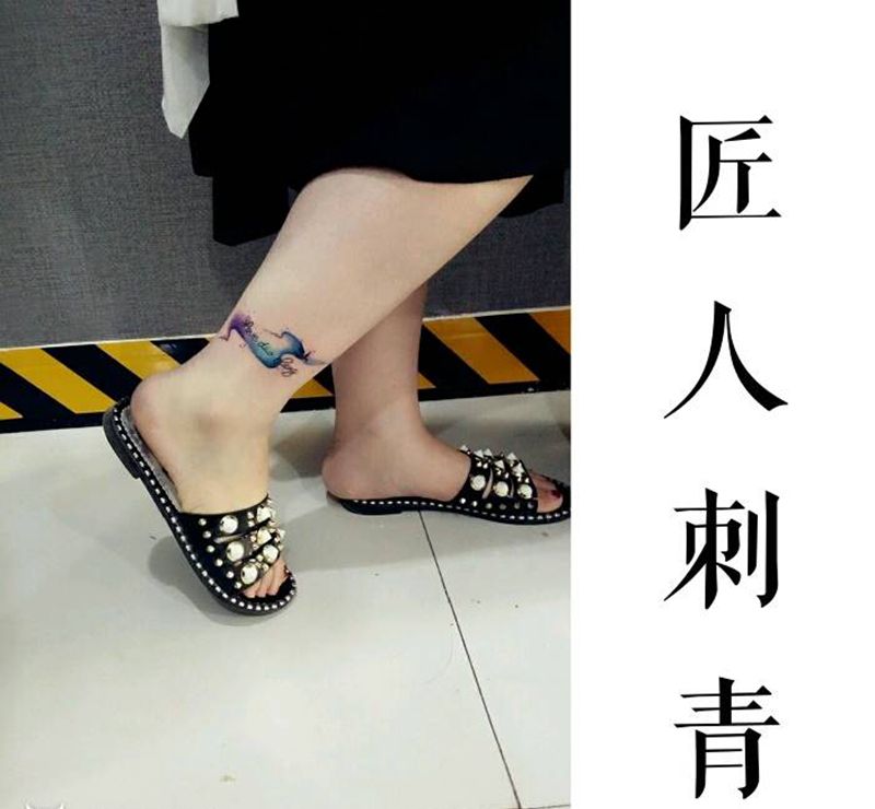 多彩的爱纹身图片