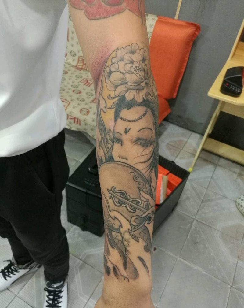 包小臂完成纹身图片