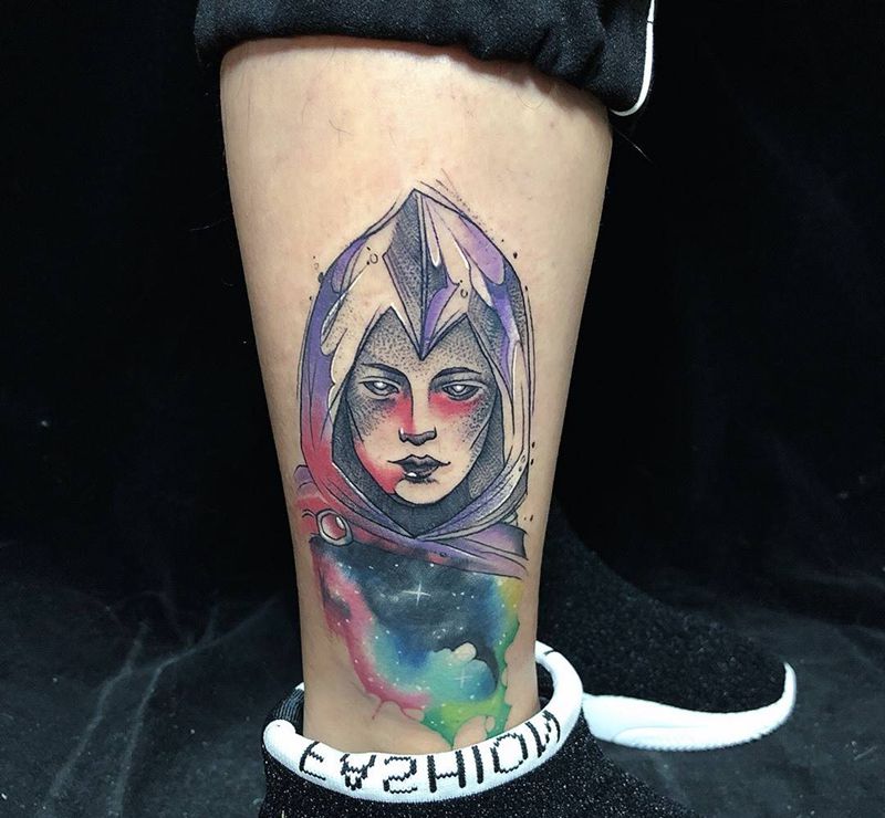 遮盖纹身图片_腿部水彩纹身图案