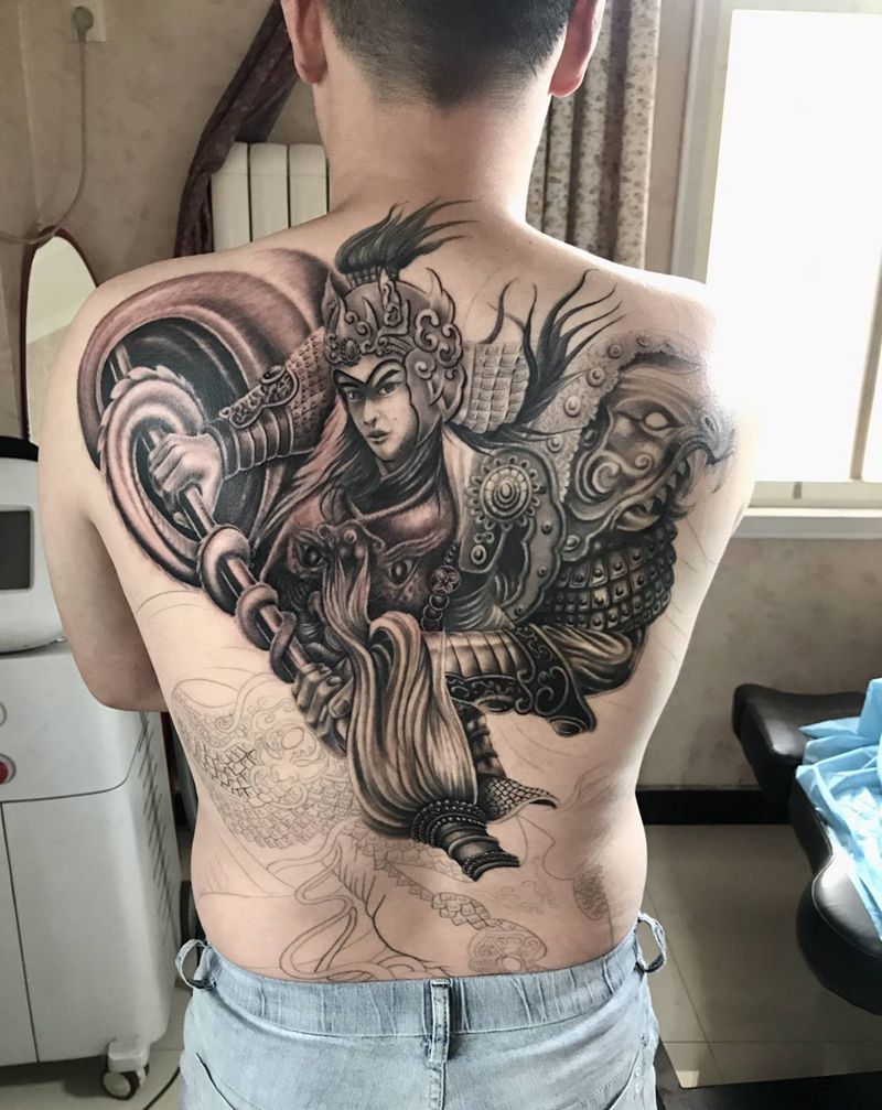 龙临未完待续纹身图片_背部纹身图案