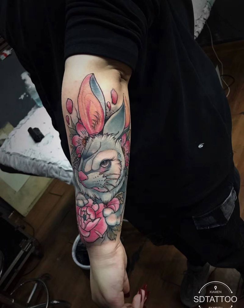 南阳神雕刺青纹身图片_背部手臂新传统老传统纹身图案