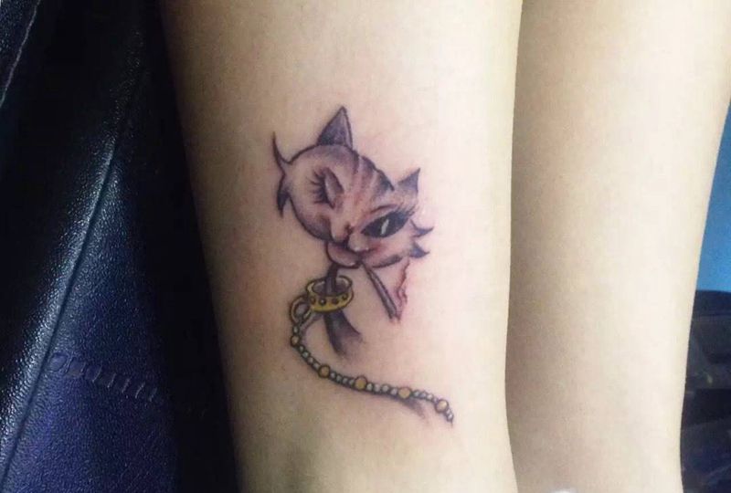 搞怪猫咪纹身图片
